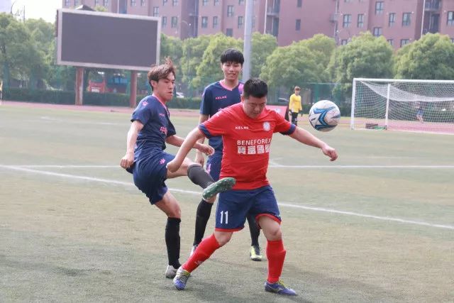 曼城再胜阿森纳，1.14亿元截胡蒙加，再挖阿森纳青训天才